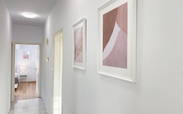 Phaedrus Living Town Flat Stephania 302