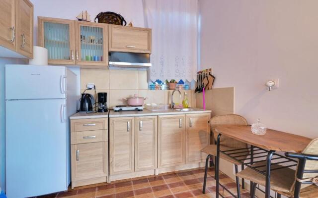 Persephone - Newly Renovated Cycladic Studio