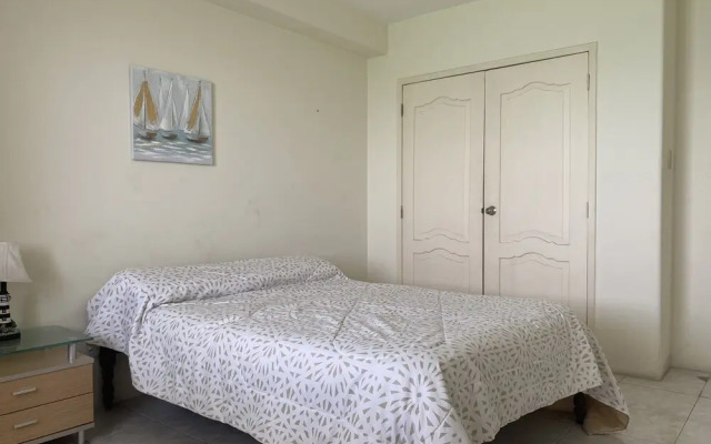 Ocean Front 7th Floor Apartment
