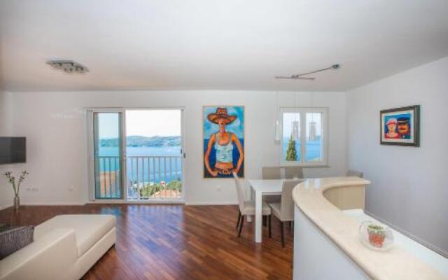 Apartments Nina - Orasac