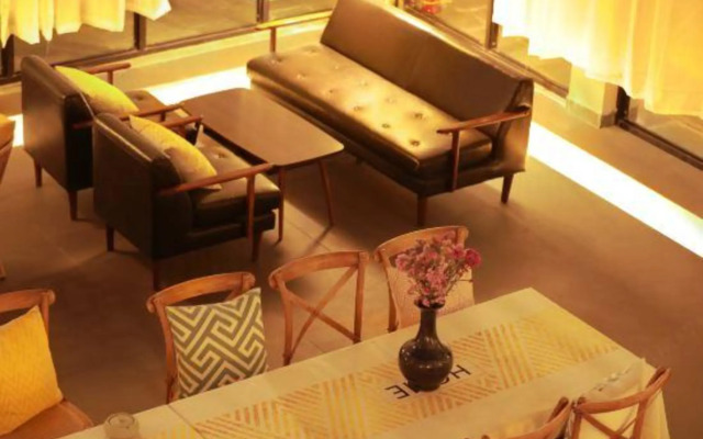 Shangri la moonlight International Hotel