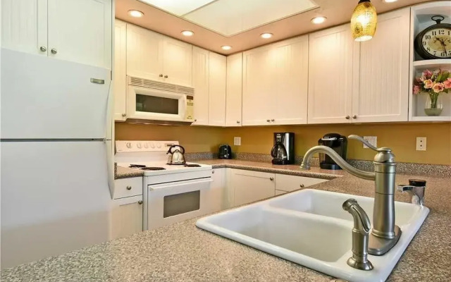 Papakea #H103 - 2 Br Condo