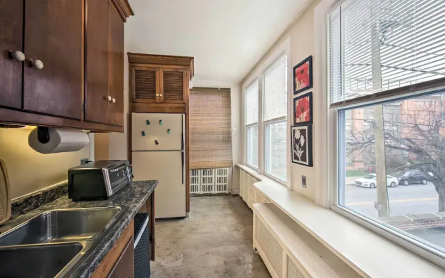 Roomy Lancaster Home: Walk to Dtwn & Hospital