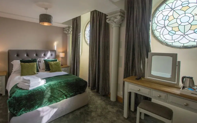 St Nicholas Retreat