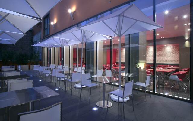 UNA HOTELS Bologna Centro