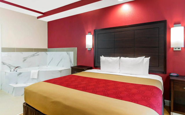 Econo Lodge Inn & Suites Houston Willowbrook