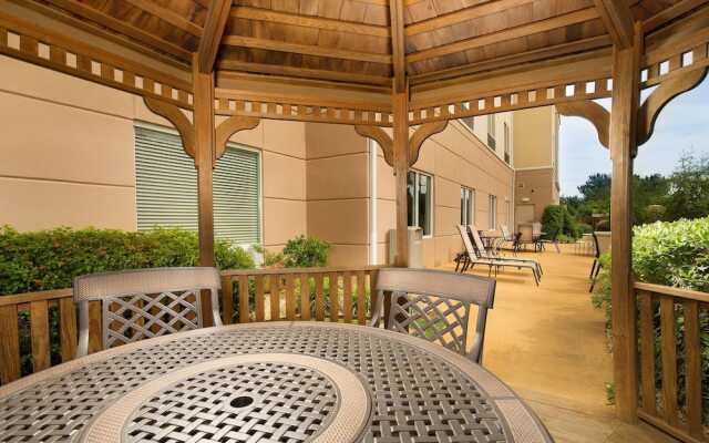 Fairfield Inn & Suites Marshall