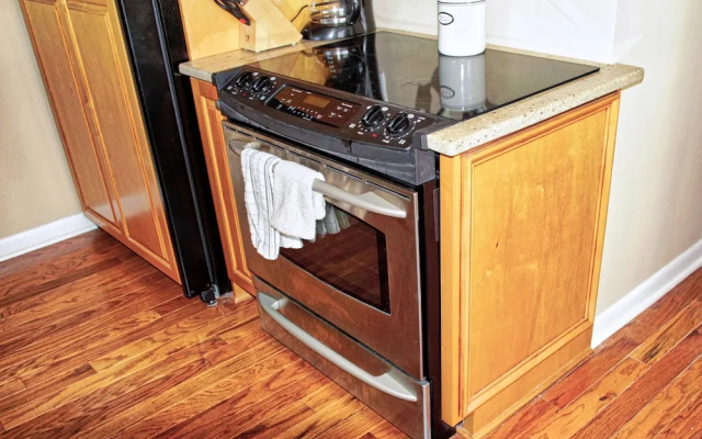 Premier Pass-a-grille Beachside Condo (108-14)