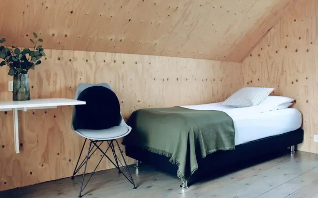iStay Cottages