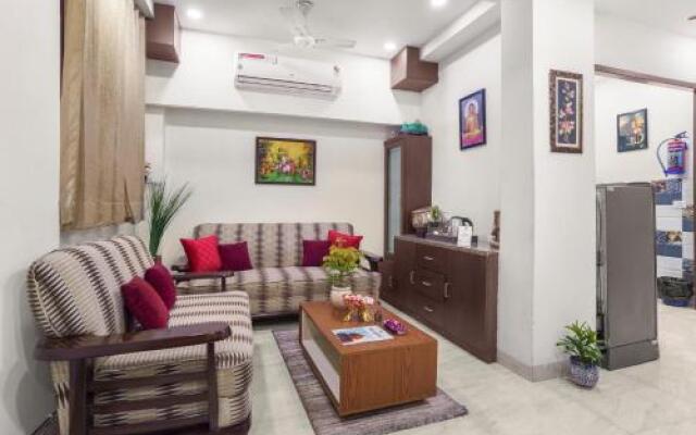 Entire World Class Apartment near Metro Station