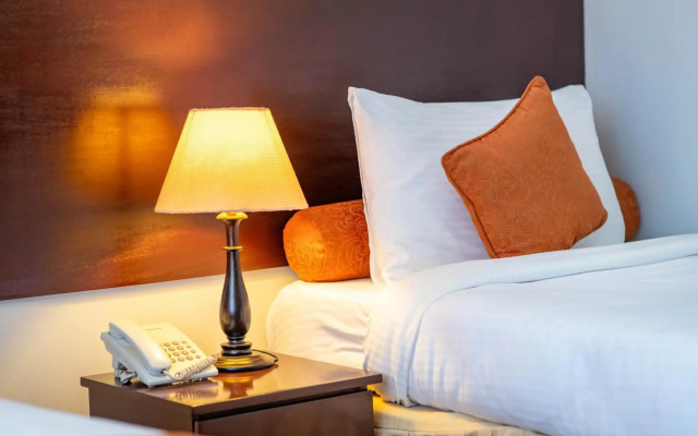 The Monarch Hotel