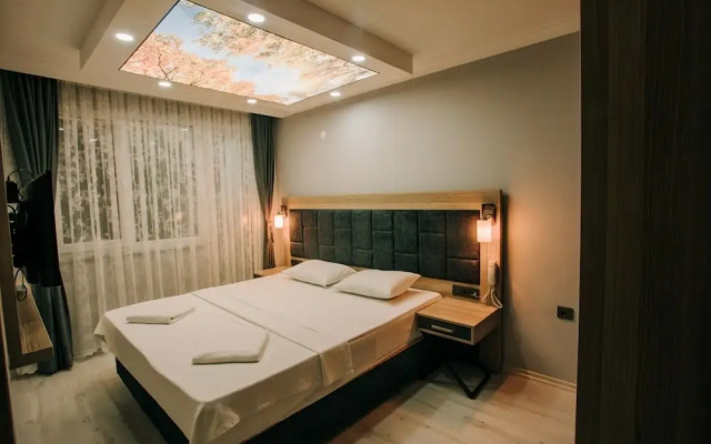 Arezzo Deluxe Suite Hotel