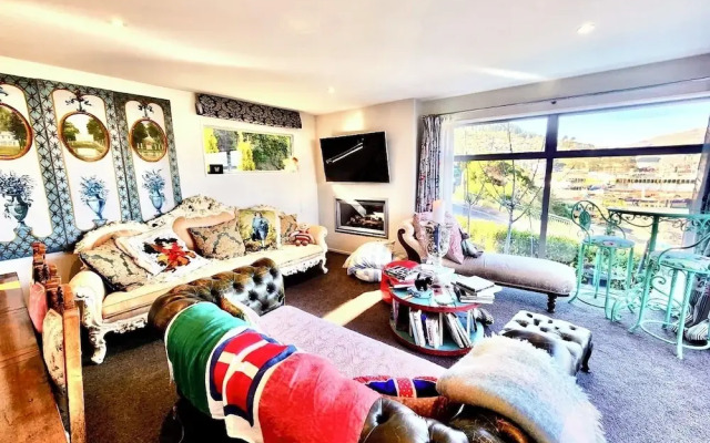 Lyttelton Boatique House