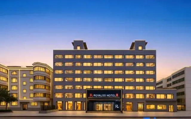 R ROYALSS HOTEL (Luohe Renmin Road Xintiandi Pedestrian Street Branch)