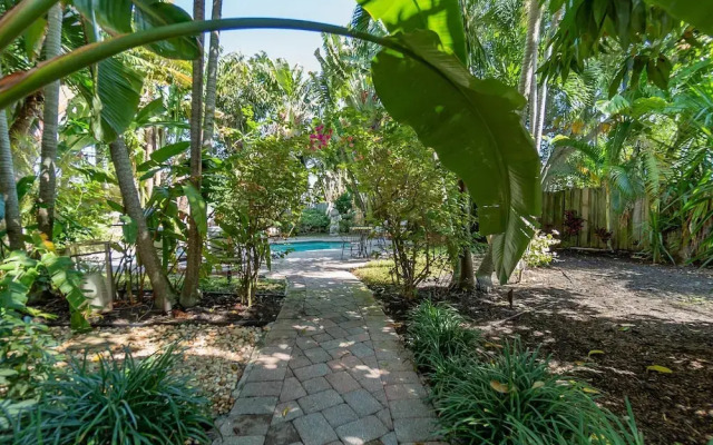 The Palms Cottage Private Pool, Downtown, Beach, The Square