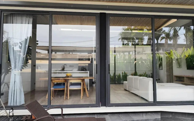 Stylish 2BR Naiton Aileen Villa w/ Private Pool
