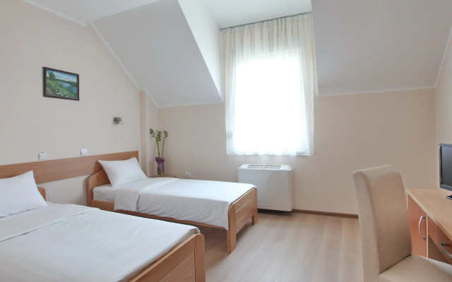 Hotel Novella Uno