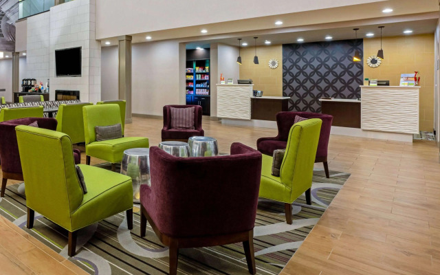 La Quinta Inn & Suites by Wyndham Tumwater - Olympia