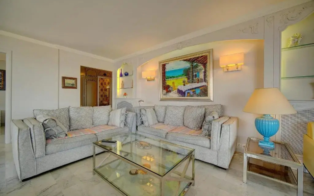 IMMOGROOM- Huge Terrace - Panoramic Sea View - 1min from Beach - Apartment in Cannes - Photo 5