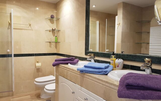Bahia de Marbella apartment