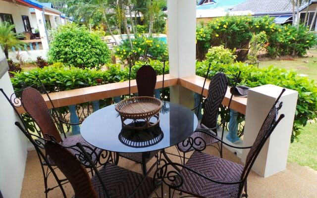 House With 3 Bedrooms in Phuket, With Pool Access, Enclosed Garden and