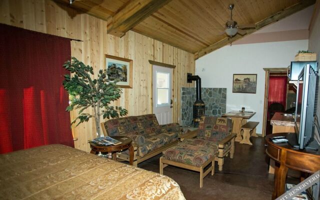 DiamondStone Guest Lodges