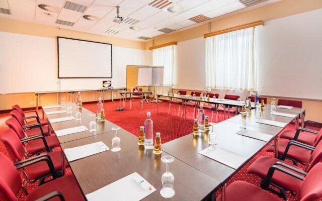 Airways Hotel Frankfurt Airport West