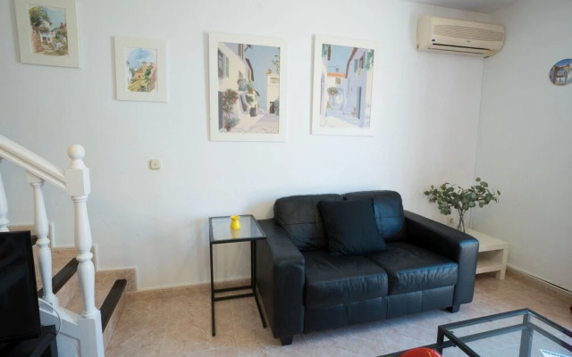 Casa UrbanizaciÃ³n Hacienda 38