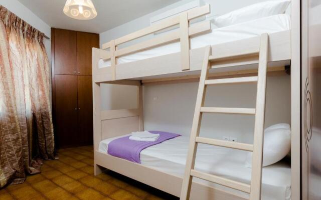 Sea Side House Rapanas