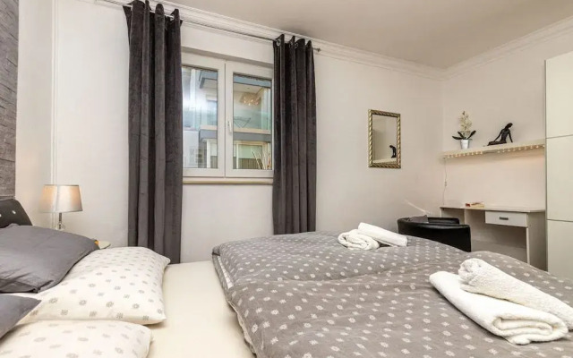 Holiday Apartment Ana Karenjina