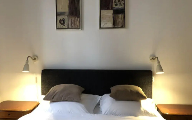 Davaas Mini Hotel