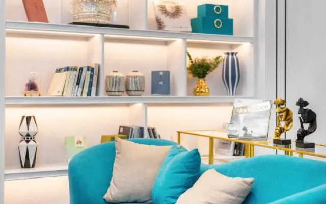 Xana Hotelle (phoenix ancient city tourist center store)