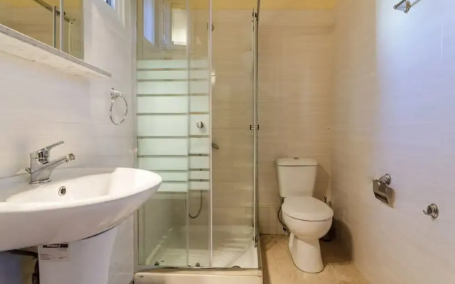 Stylish Seaside Home - Fully Equipped big Terrace
