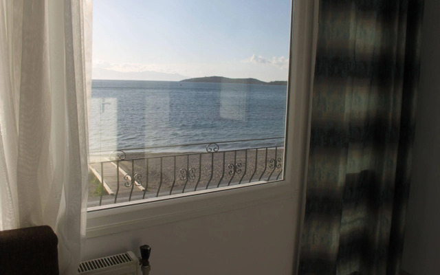 Foca Kumsal Hotel