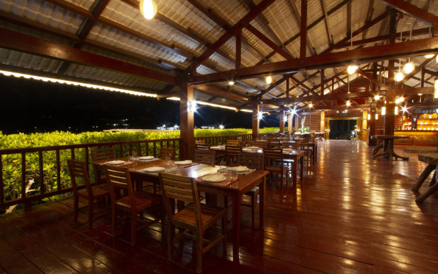 Sunlight Eco Tourism Island Resort