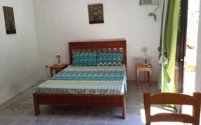 Pintuyan Dive Resort