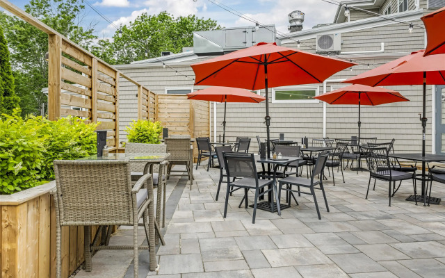 Best Western Plus Bridgewater Hotel & Convention Centre
