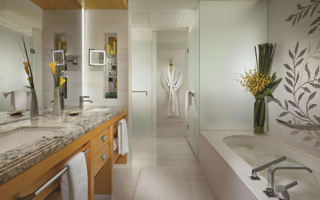 Jing An Shangri-La, Shanghai