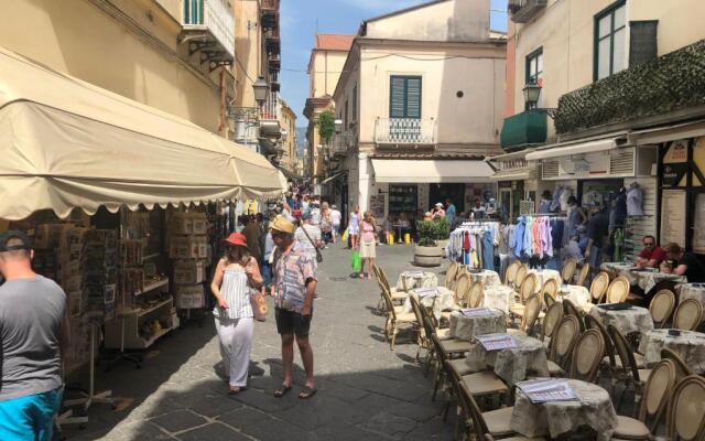 Suites Sorrento Elegance