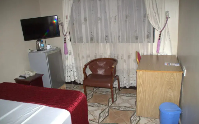 Spring Hills Hotel - Morogoro