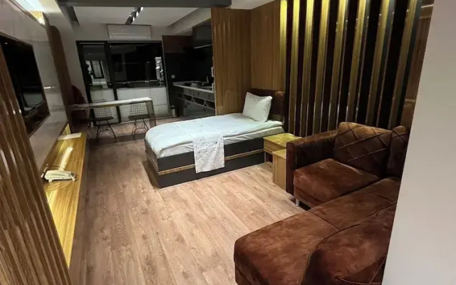 Black Lake Hotel
