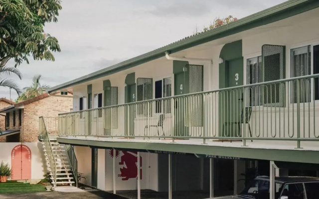 The Cheshire Cat Motel