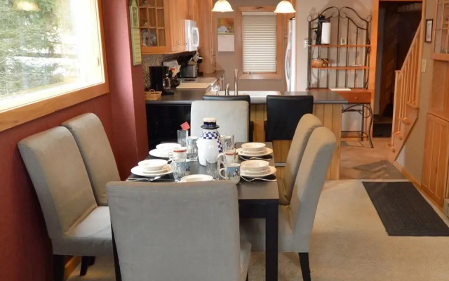 2 Br Powderidge 33