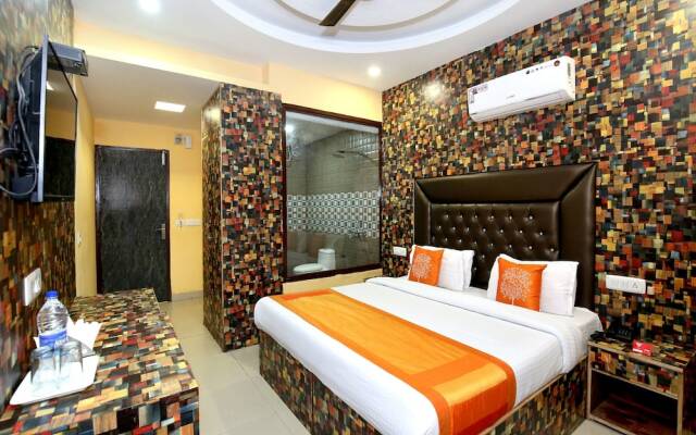 OYO 8622 Hotel Grand Inn