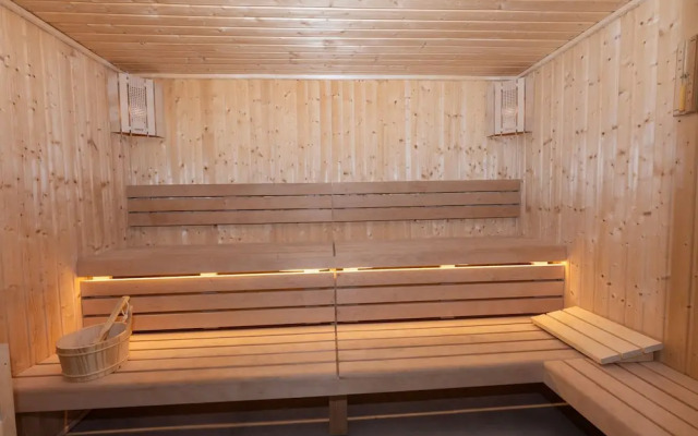 Sleek Studio in The Ivy Tower JVT