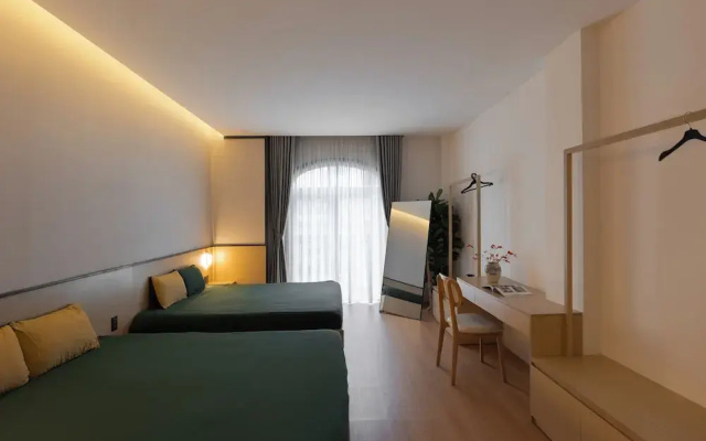 Zeus Living Central Hotel