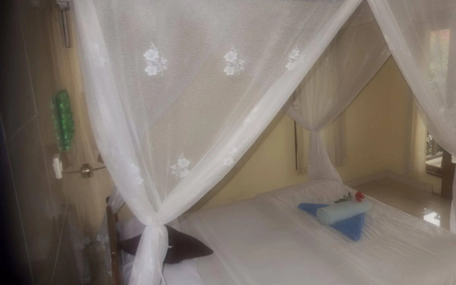 Bukit Indah Home Stay