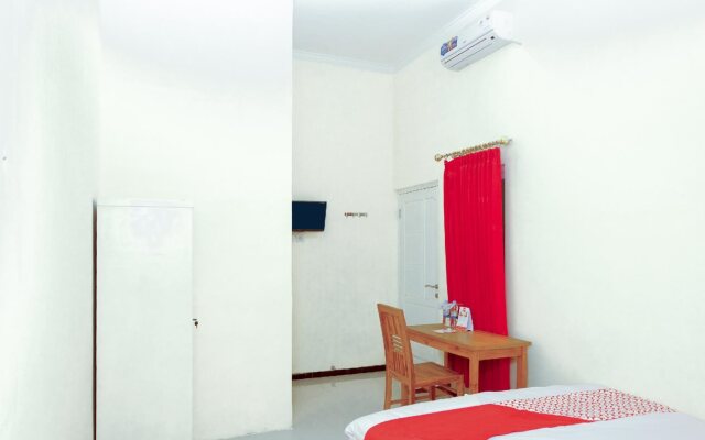 Emas 23 Guest House By OYO Rooms