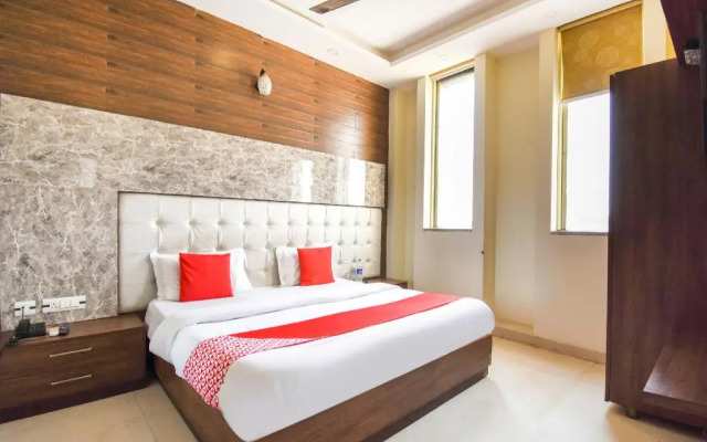 Hotel Prabhat By OYO Rooms