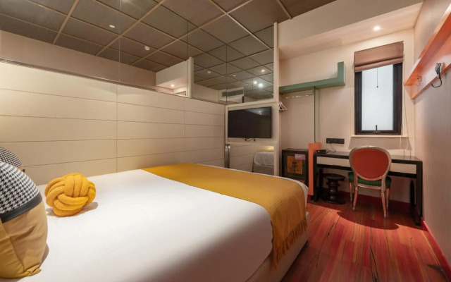Butterfly Boutique Hotel